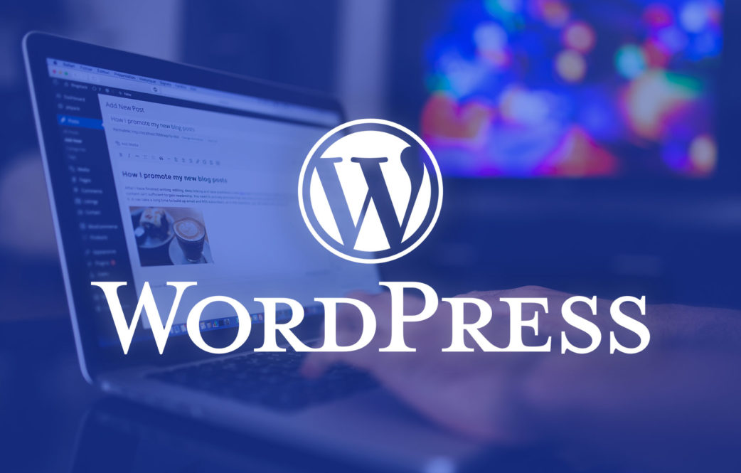 Импорт Перепродажа Трансграничный EC Интерфейс управления блогом WordPress отображается на экране ноутбука, а логотип WordPress наложен на лицевую сторону.